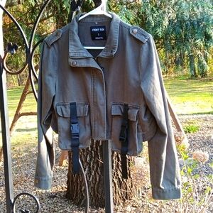 C’est Toi 100% Cotton, cropped utility jacket, Size L NWOT, GORPCORE Military